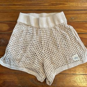 Alo Yoga Open Knit High Waist Chase the Sun Short